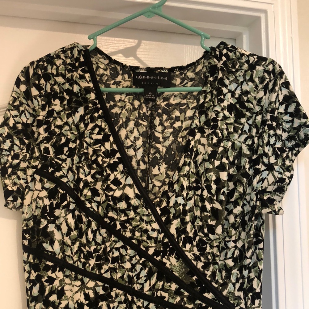 Green and black pattern dress